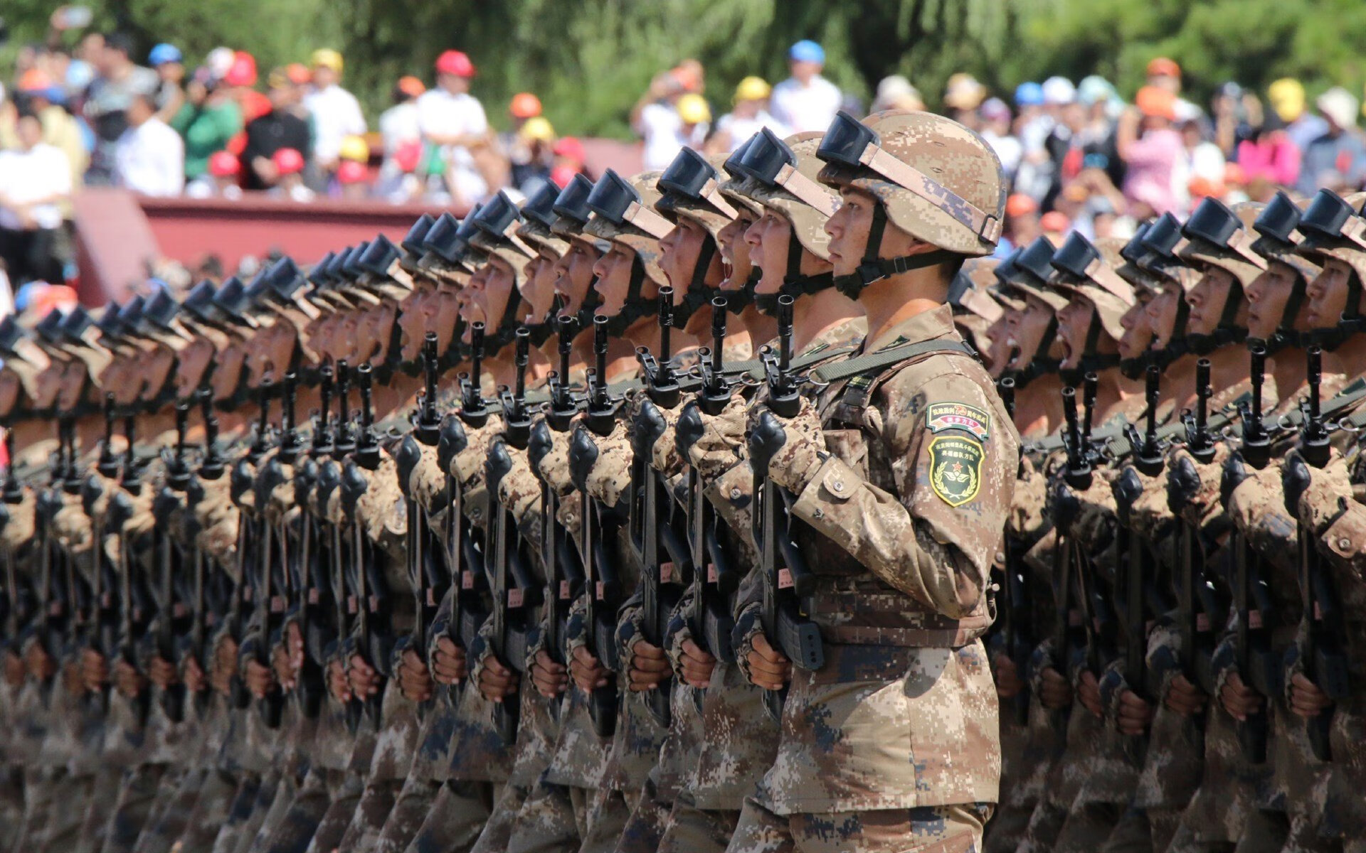 重大事故回放：赛场上的惊险瞬间与安全反应，重大事故视频集锦