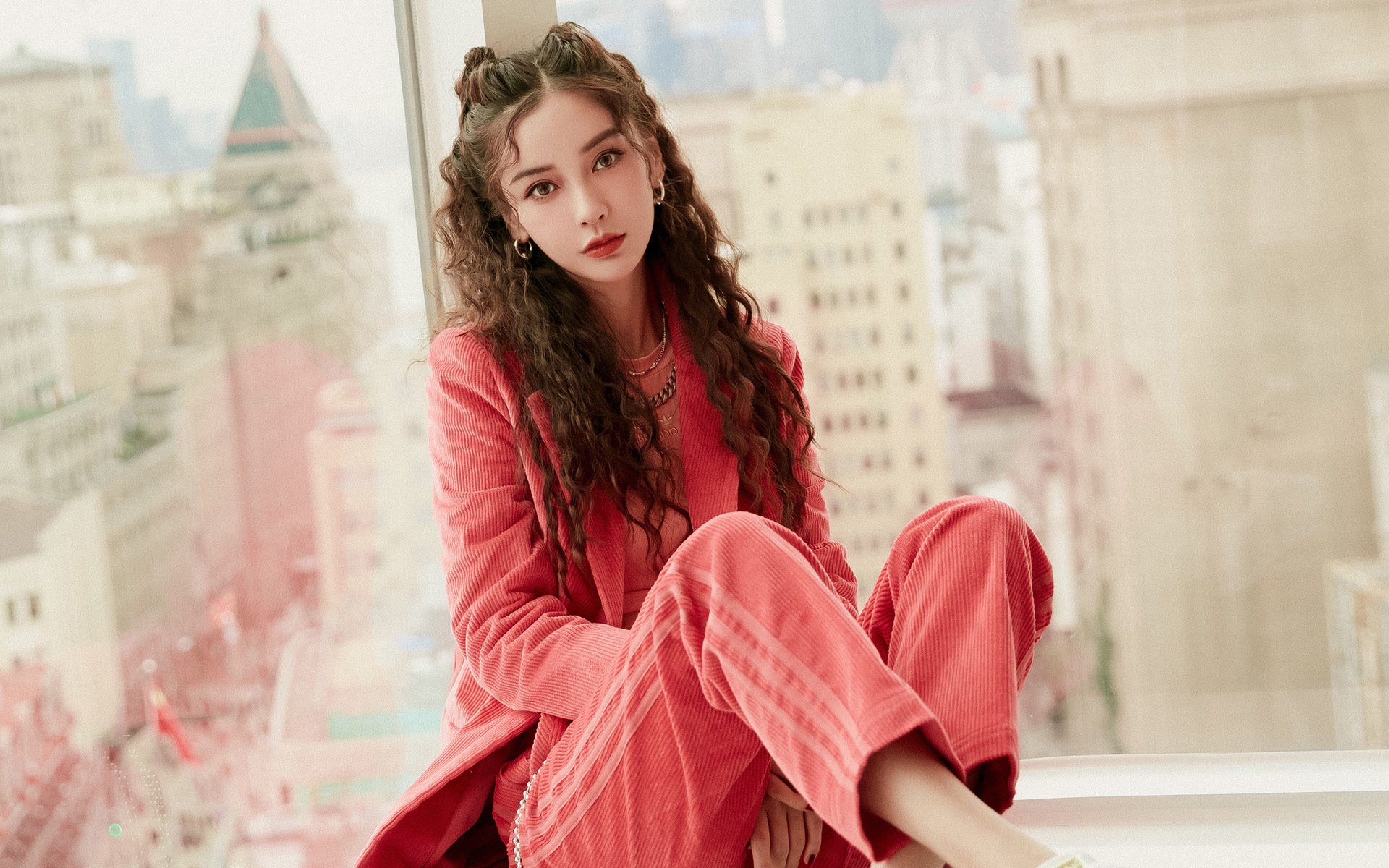 高空秋千大赛,飞跃云端的极限体验,高空秋千介绍